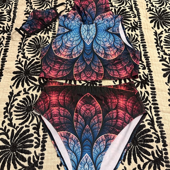 Devil Walking Festival booty shorts - Picture 5 of 7